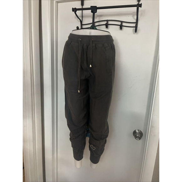 NWT Women’s Distressed Joggers Sweat Pants Grey By Kyla Seo Small - Picture 1 of 5
